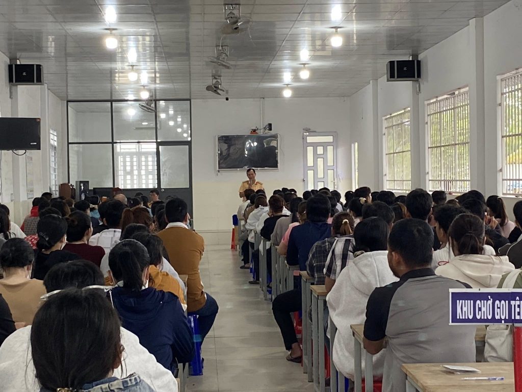 trung tâm đào tạo lái xe bình minh long an