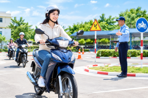 Học Lái Xe Máy Long An